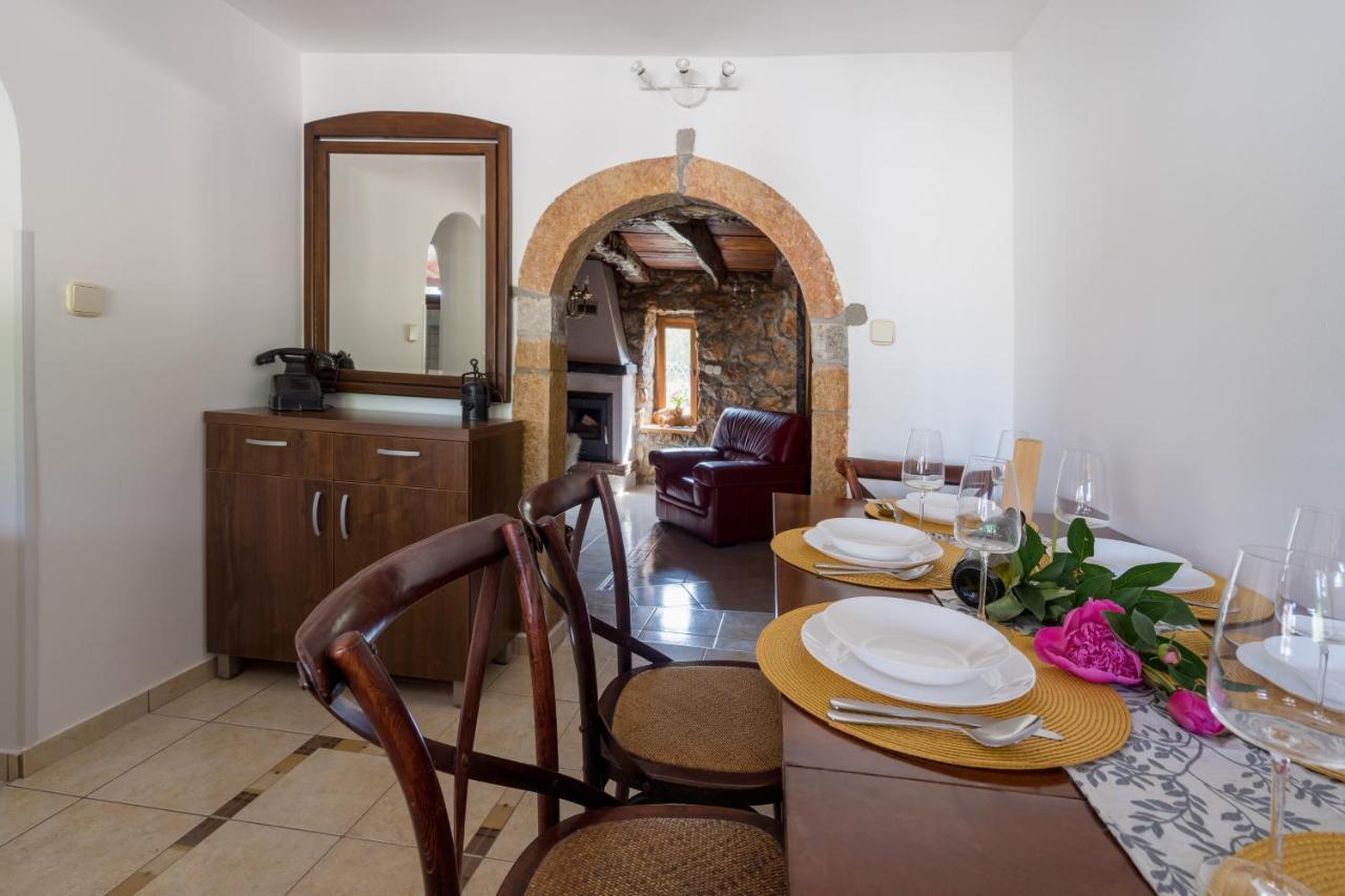 Stone Lady Holiday Home With Pool&Hot Tub,Sauna,Bbq,Garden Rasopasno المظهر الخارجي الصورة