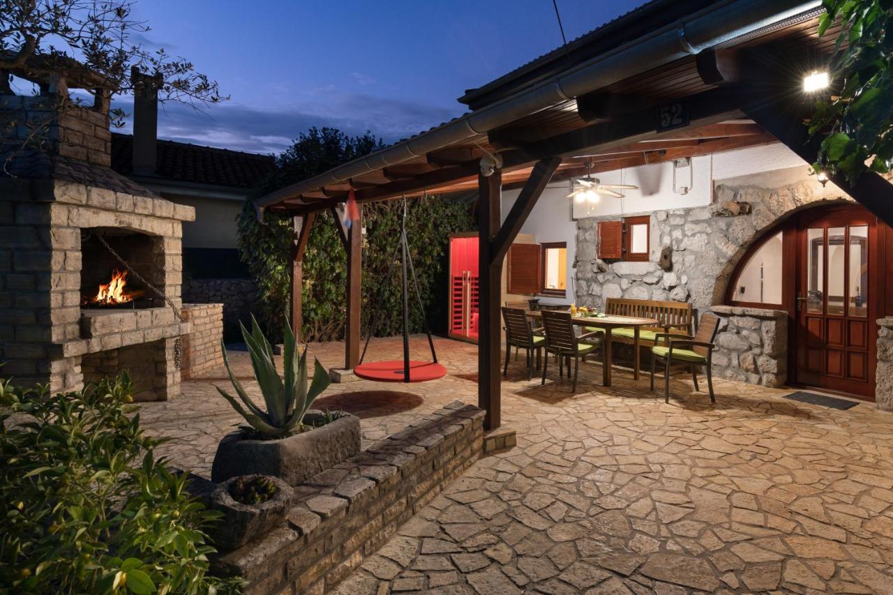 Stone Lady Holiday Home With Pool&Hot Tub,Sauna,Bbq,Garden Rasopasno المظهر الخارجي الصورة